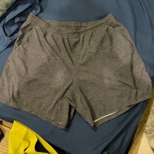 Lululemon Pacebreaker 7” linerless